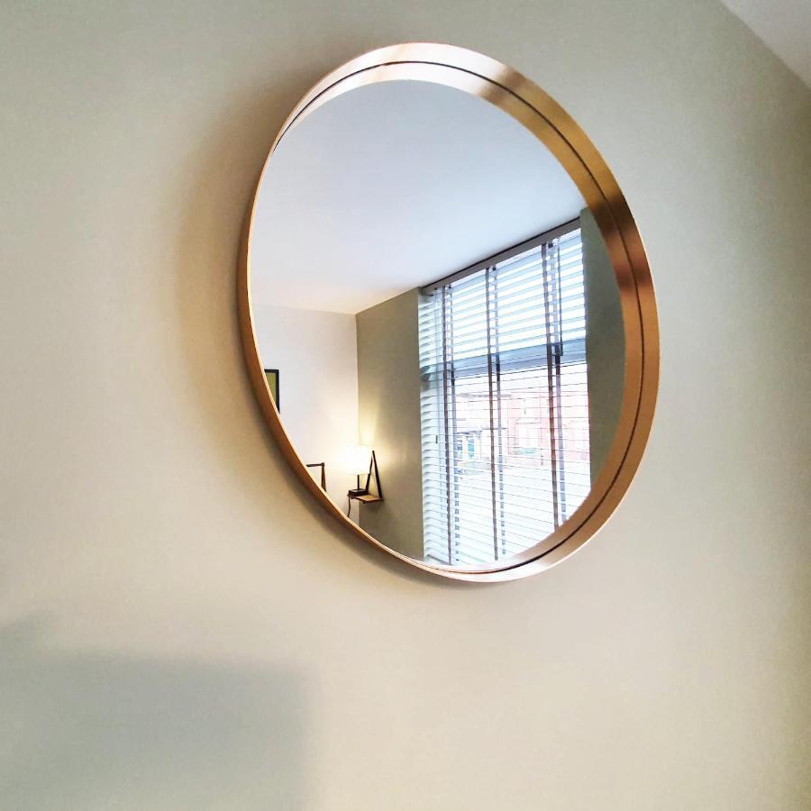 Townhouse With Private Parking Villa York Exteriör bild